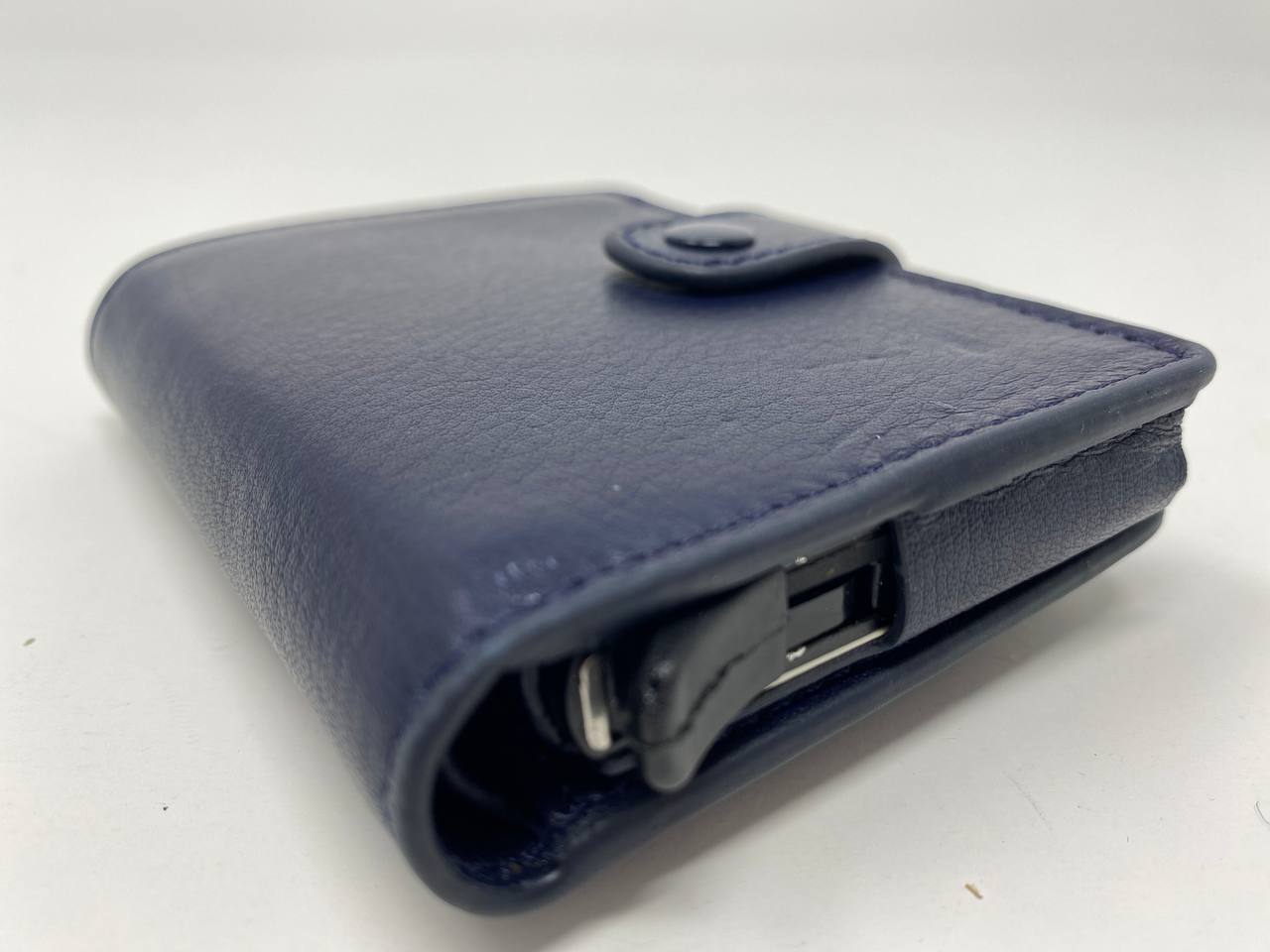 Praktisches Kreditkarten-Slide: Smart Wallet aus Qualitätsleder für Männer - Marineblau